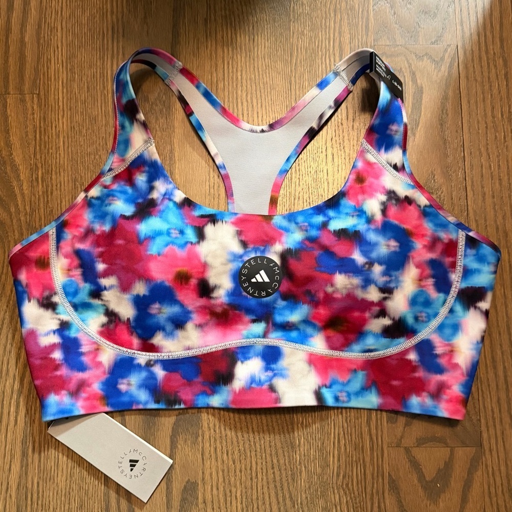 adidas by Stella
McCartney
TruePace Floral Sports Bra size LDD